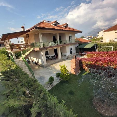 Villa Cerpja Kamez Zewnętrze zdjęcie